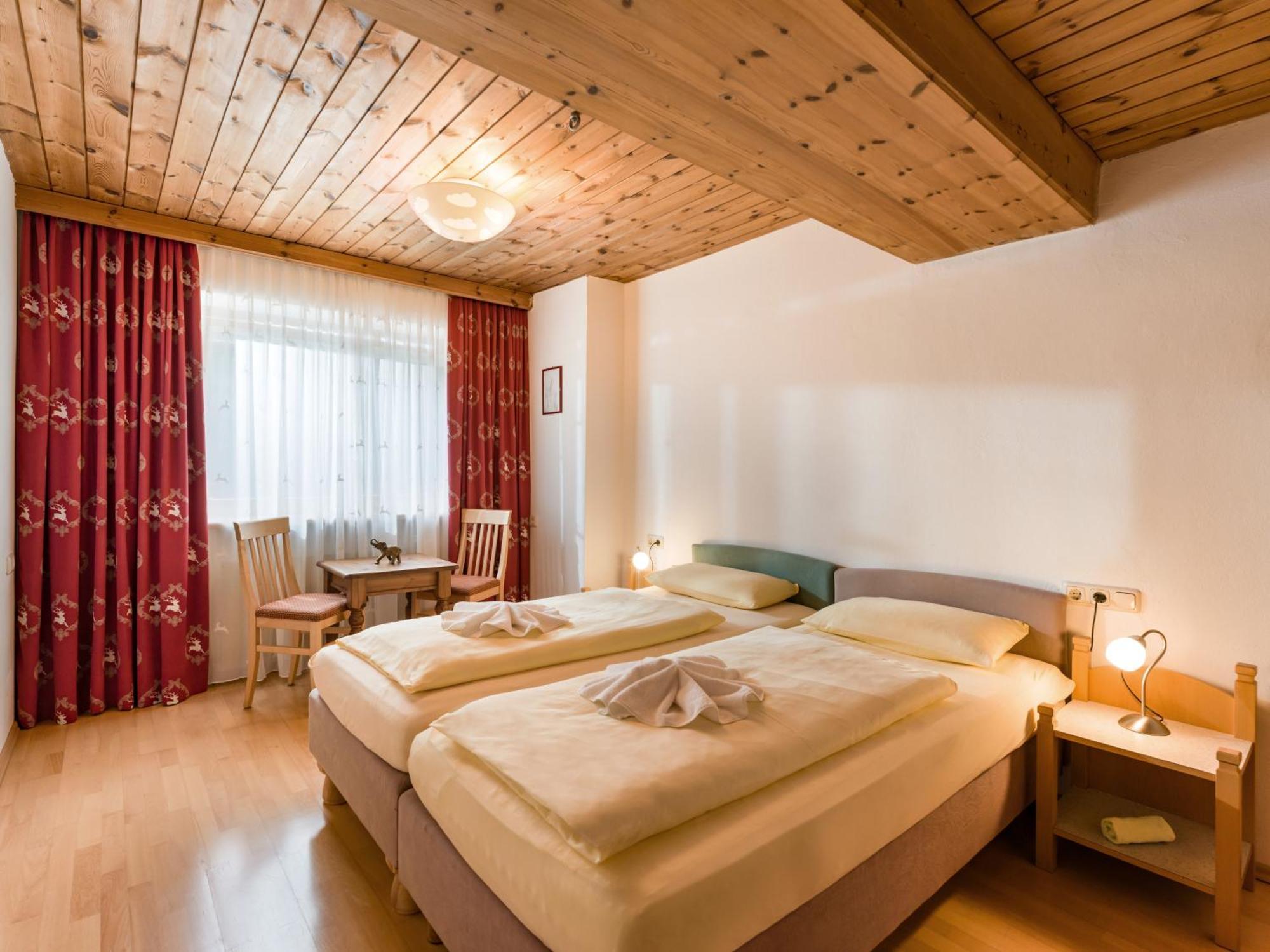 Hotel Feichter Soll Phòng bức ảnh